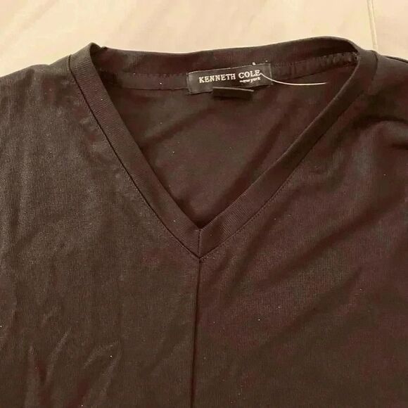 Kenneth Cole long sleeve active top - Picture 1 of 4